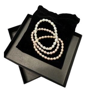 Fresh Water Pearls Stretch Bracelets